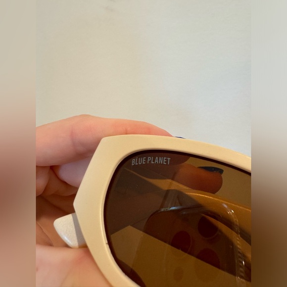 Blue Planet Unisex Cream Retro Brown Lens Taj Polarized Rectangle Sunglasses - Picture 5 of 15